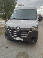 fourgon-renault-master-3-panneaux-2024-bordj-bou-arreridj-algerie