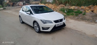 moyenne-berline-seat-leon-2016-fr-cherchell-tipaza-algerie