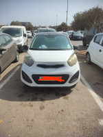 voitures-kia-picanto-2013-pop-algerie