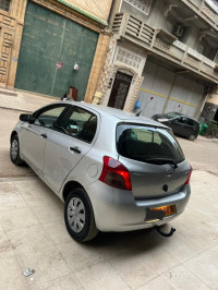 voitures-toyota-yaris-2008-alger-centre-algerie