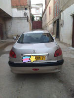 voitures-peugeot-206-2008-oum-toub-skikda-algerie