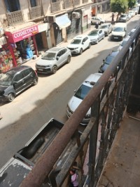 شقة-بيع-3-غرف-الجزائر-وسط