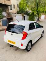 voitures-kia-picanto-2014-pop-plus-tlemcen-algerie