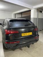 moyenne-berline-audi-q5-2023-oran-algerie