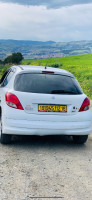 voitures-peugeot-207-2012-birkhadem-alger-algerie