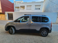 automobiles-peugeot-rifter-2023-tiaret-algerie