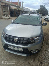 voitures-dacia-sandero-2019-stepway-menaceur-tipaza-algerie