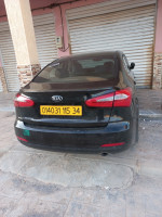 voitures-kia-cerato-2015-bordj-bou-arreridj-algerie