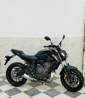 motos-et-scooters-yamaha-mt-07-2024-algerie