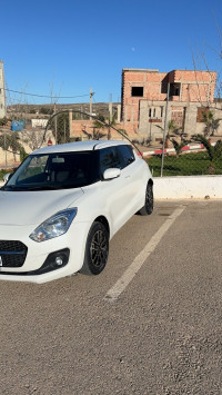 voitures-suzuki-swift-2022-es-senia-oran-algerie