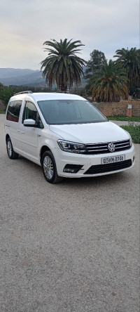 voitures-volkswagen-caddy-2019-collection-amizour-bejaia-algerie