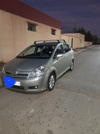 voitures-toyota-corolla-verso-2007-takhemaret-tiaret-algerie