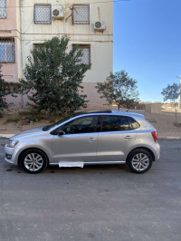 voitures-volkswagen-polo-2013-black-et-silver-mansourah-tlemcen-algerie