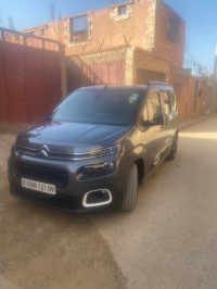 voitures-citroen-berlingo-2021-blida-algerie