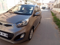 voitures-kia-picanto-2011-style-khalouia-mascara-algerie