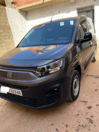 voitures-fiat-doblo-2023-ww-mazouna-relizane-algerie