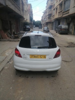 voitures-peugeot-207-2012-hussein-dey-alger-algerie