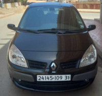 voitures-renault-scenic-2009-algerie