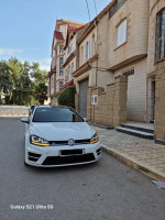 voitures-volkswagen-golf-7-2014-r-algerie