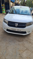 voitures-dacia-sandero-2013-tipaza-algerie