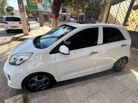 voitures-kia-picanto-2015-robo-medea-algerie