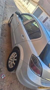 voitures-opel-astra-2008-el-abadia-ain-defla-algerie