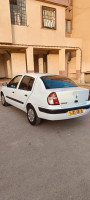 voitures-renault-clio-classique-2006-ksar-boukhari-medea-algerie