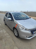 voitures-peugeot-208-2014-allure-reghaia-alger-algerie