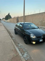 voitures-renault-clio-2-2003-expression-mostaganem-algerie