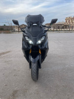 motos-et-scooters-yamaha-t-max-2023-algerie