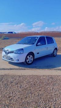 voitures-renault-clio-campus-2015-ksar-boukhari-medea-algerie