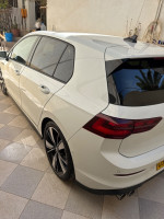 voitures-volkswagen-golf-8-2023-gtd-oran-algerie