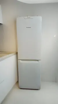 Réfrigérateur ARISTON