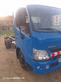 camion-hino-300-2014-bordj-el-kiffan-alger-algerie