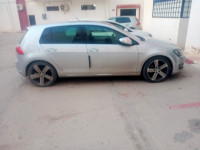 voitures-volkswagen-golf-7-2015-cup-algerie