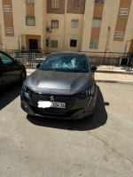 citadine-peugeot-208-2024-gt-line-constantine-algerie