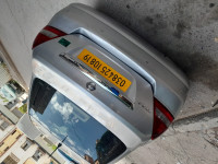 berline-nissan-tiida-4-portes-2008-algerie