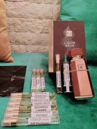 بيع العطور الرجالية و نسائية {أصلية} بالتقسيم و علبة كاملة 