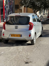 voitures-kia-picanto-2013-khenchela-algerie