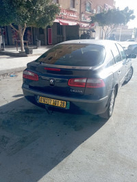 voitures-renault-laguna-2-2001-authentique-bou-saada-msila-algerie