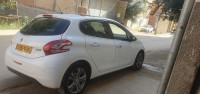 voitures-peugeot-208-2014-bejaia-algerie