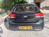 voitures-kia-rio-5-portes-2019-ouzellaguen-bejaia-algerie