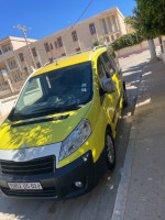 break-familiale-peugeot-expert-2015-tadjena-chlef-algerie