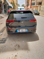 voitures-volkswagen-golf-8-2022-active-bouira-algerie