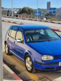 voitures-volkswagen-golf-4-1999-constantine-algerie