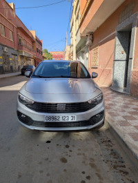 voitures-fiat-tipo-sedan-2023-tighennif-mascara-algerie