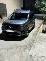 automobiles-vehicules-renault-kangoo-2023-3-alger-centre-algerie