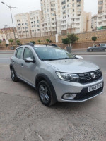 voitures-dacia-sandero-2018-stepway-oued-koriche-alger-algerie