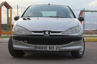 voitures-peugeot-206-2003-filfla-skikda-algerie