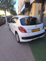 voitures-peugeot-207-2012-el-eulma-setif-algerie